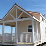 Platinum Signature Series Model 528SL presented by Recreational Resort Cottages and Cabins located in Rockwall, Texas. Cabinsupercenter.com