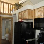 Platinum Signature 576SL presented by Recreational Resort Cottages and Cabins in Rockwall Texas. Cabinsupercenter.com